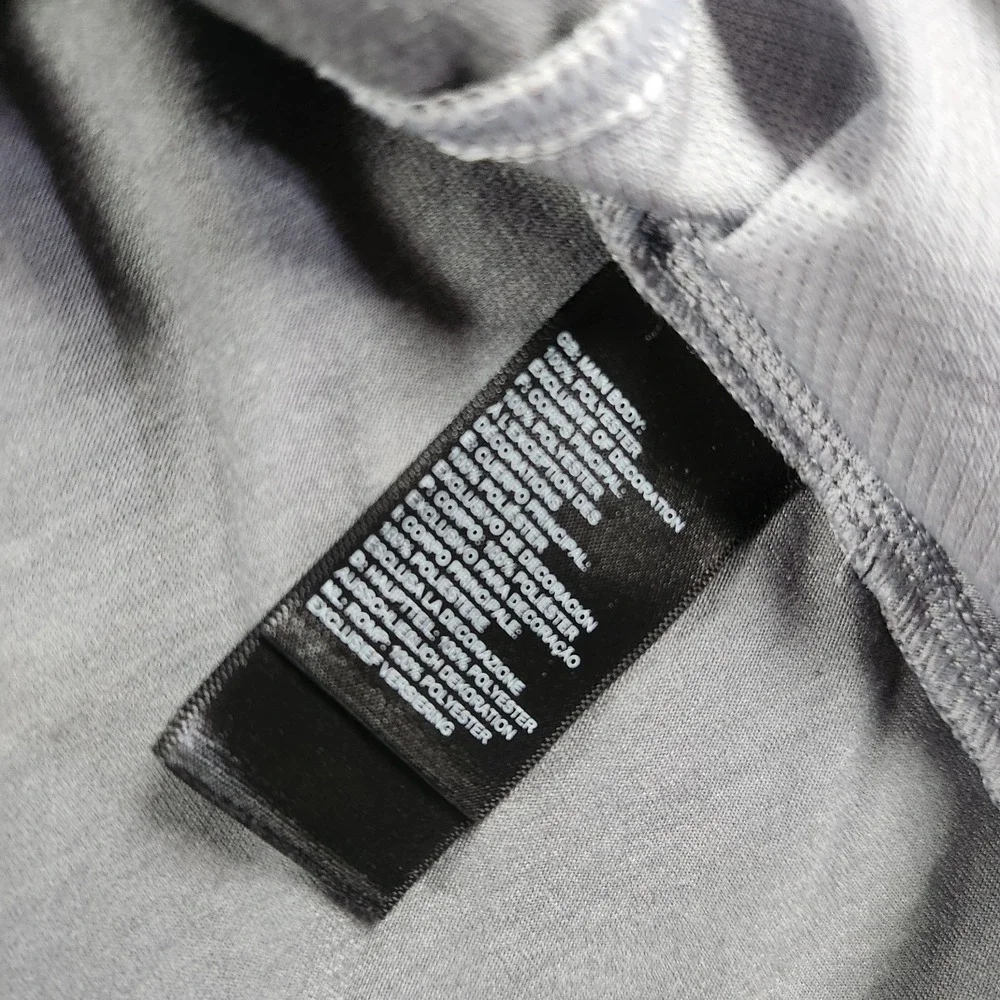 The North Face Mens 2XL Gray 1/4 Zip‎ Pullover Athletic Top Lightweight Gorpcore
